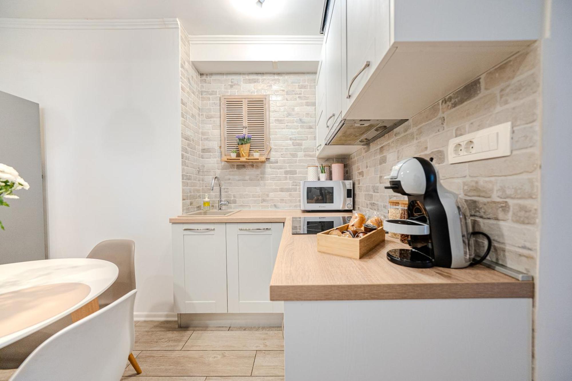 Split Apartment M&T エクステリア 写真